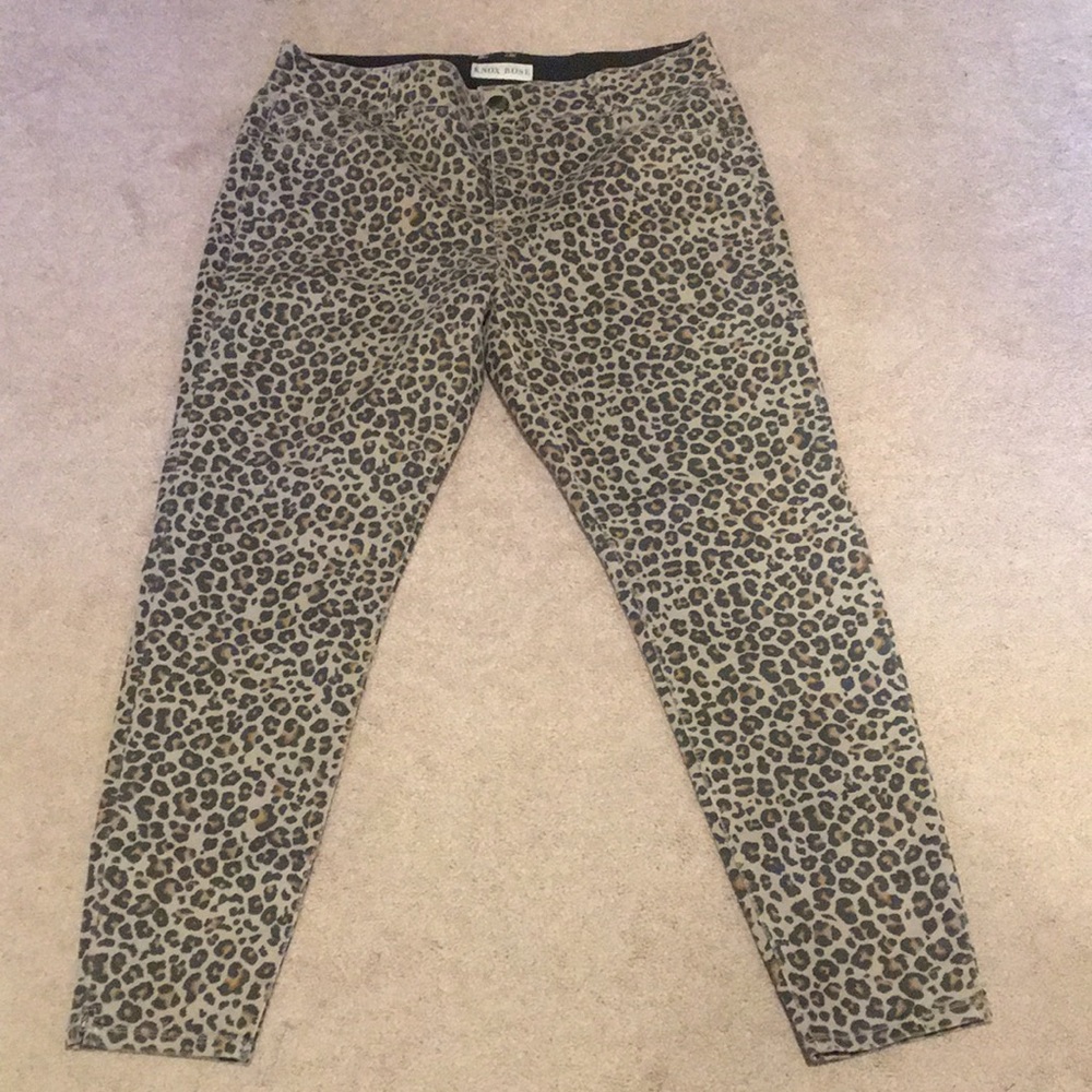 Knox Rose size 16 leopard print jeans